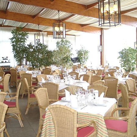 Hotel Rural Las Postas นาวาเซร์ราดา ภายนอก รูปภาพ